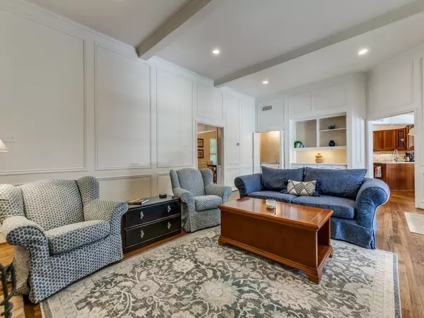 Dallas, TX 75238,9601 Faircrest Drive