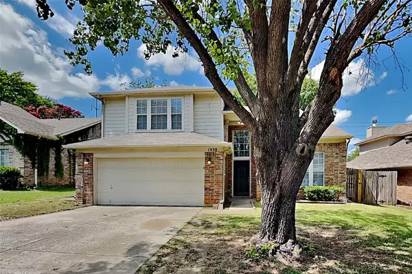1938 Lilac Lane, Grapevine, TX 76051