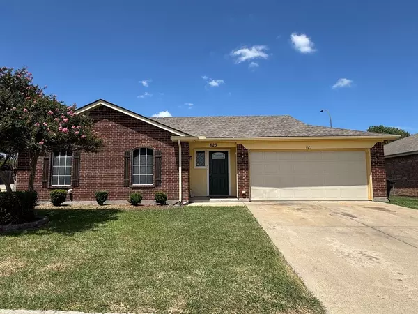 823 Colson Drive, Arlington, TX 76002