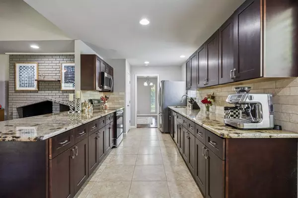 Dallas, TX 75248,7741 El Santo Lane