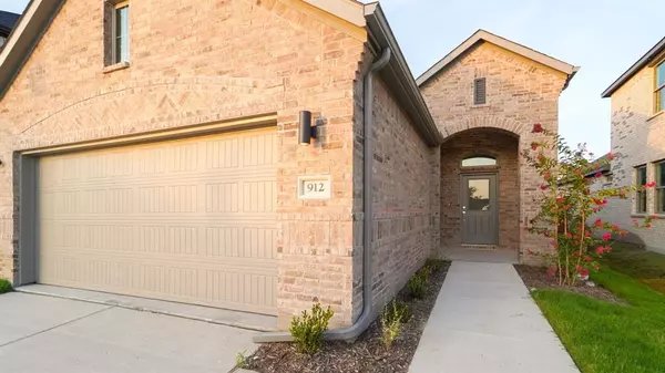 Lavon, TX 75166,912 Hazel