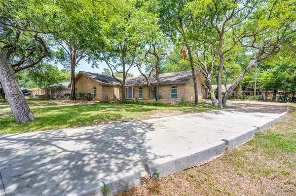 Irving, TX 75061,1710 Green Oaks Drive