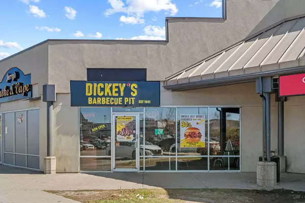 55 Castleridge BLVD Northeast #156, Calgary, AB T3J 3J8