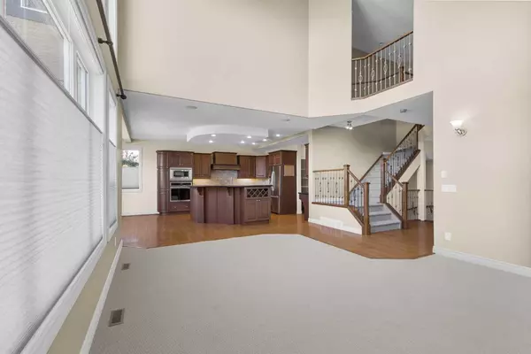 Calgary, AB T3H 5M5,86 Springborough GN Southwest