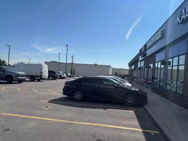 3131 27 ST NE #33, Calgary, AB T1Y 0B3