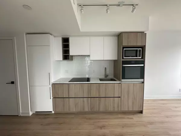 Toronto C08, ON M5B 2C2,319 Jarvis ST #1702