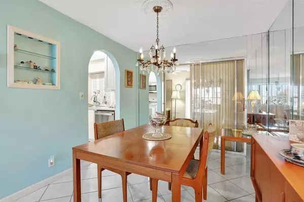 Tamarac, FL 33321,8009 NW 108th Ave