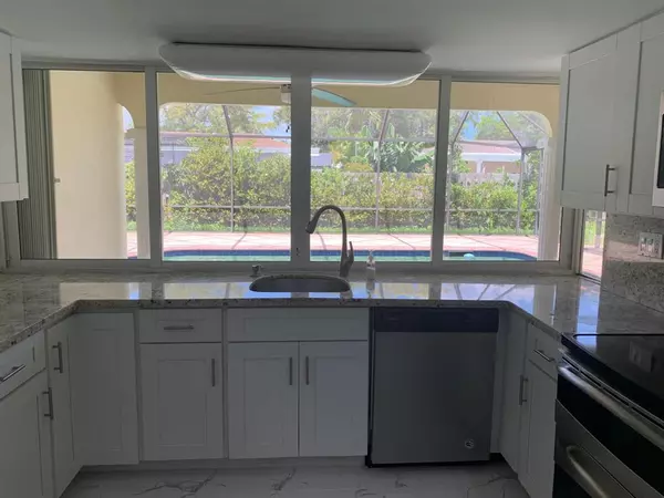 Hollywood, FL 33021,3661 N 52nd Ave