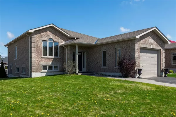 33 Primrose CRES, Barrie, ON L4N 3Y9