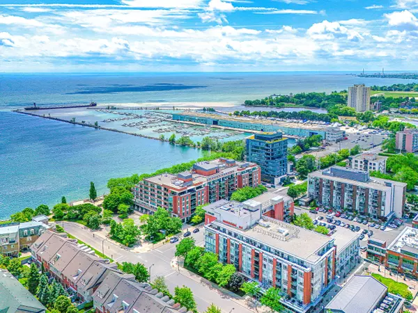 Mississauga, ON L5G 4V6,80 Port ST E #603