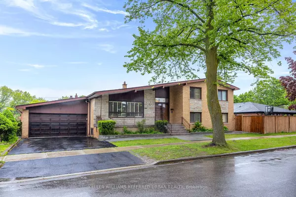 12 Eldorado CT, Toronto W05, ON M3J 1W9