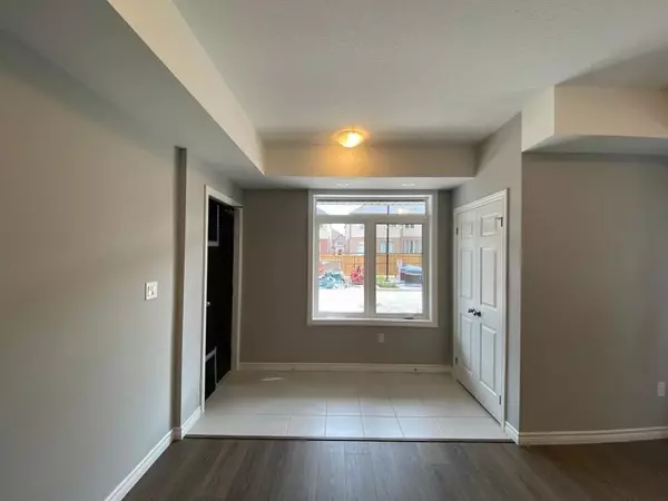 Kitchener, ON N2T 1R7,182 Wheat LN