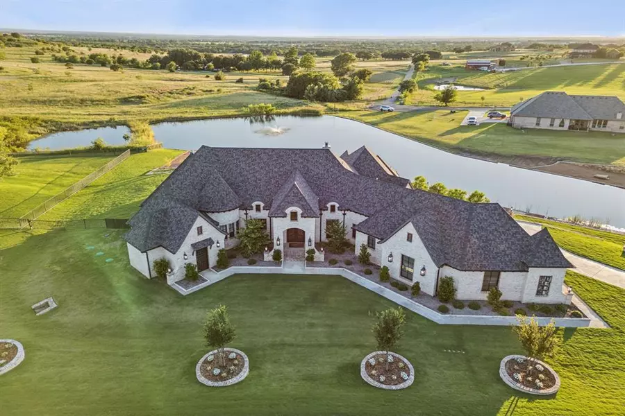 144 Condor View, Weatherford, TX 76087
