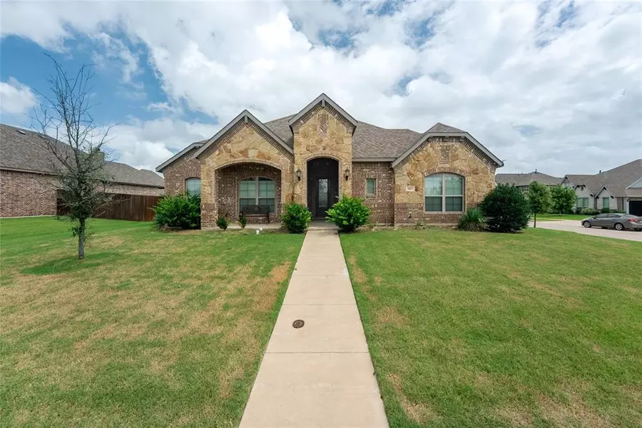 483 S Hill Drive, Waxahachie, TX 75165