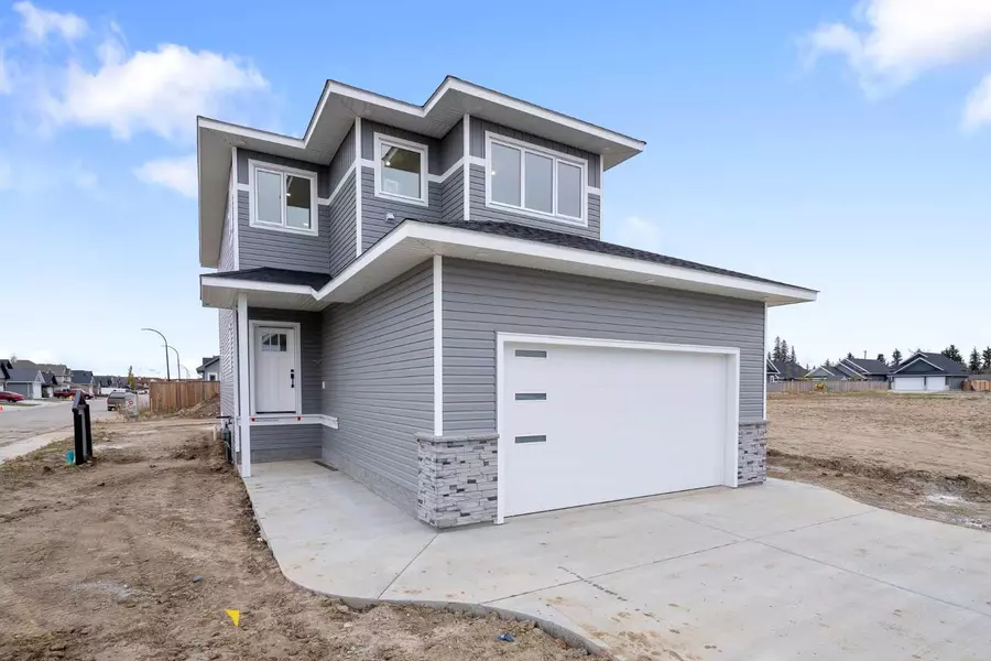 1315 56 AVE, Lloydminster, AB T9V 3T5