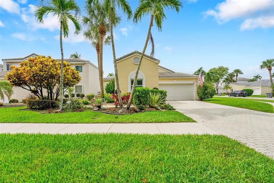 7917 Travlers Tree Dr, Boca Raton, FL 33433