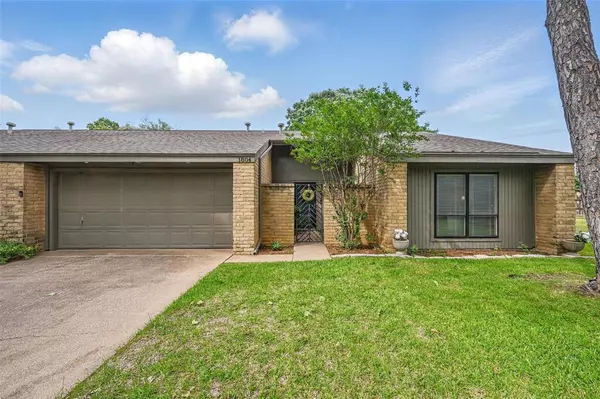 1804 Sunnyvale Road #B,  Grand Prairie,  TX 75050