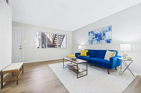 5831 Harvest Hill Road #1069, Dallas, TX 75230