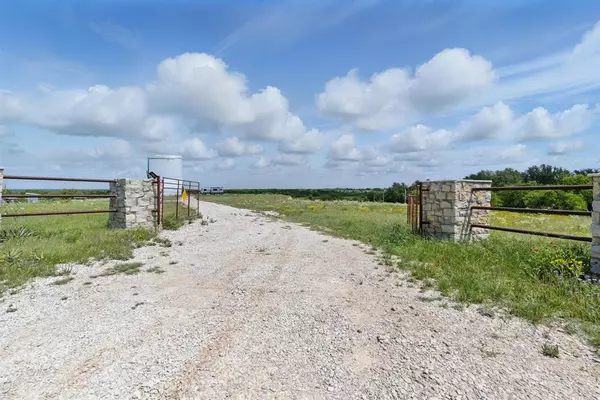 De Leon, TX 76444,1613 County Road 440