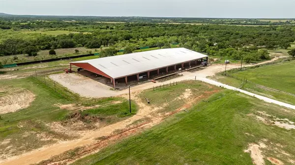 Comanche, TX 76442,2052 County Road 103