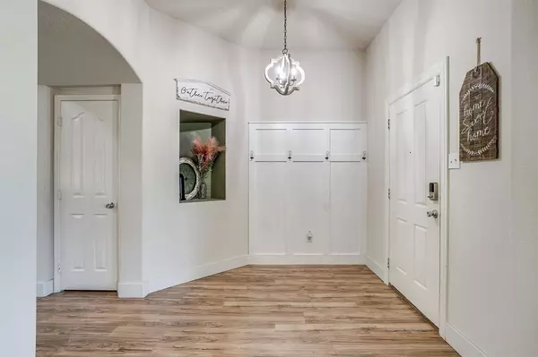 Burleson, TX 76028,1622 Wickham Drive