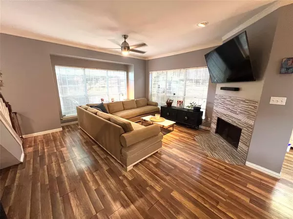 Dallas, TX 75214,7151 Gaston Avenue #111
