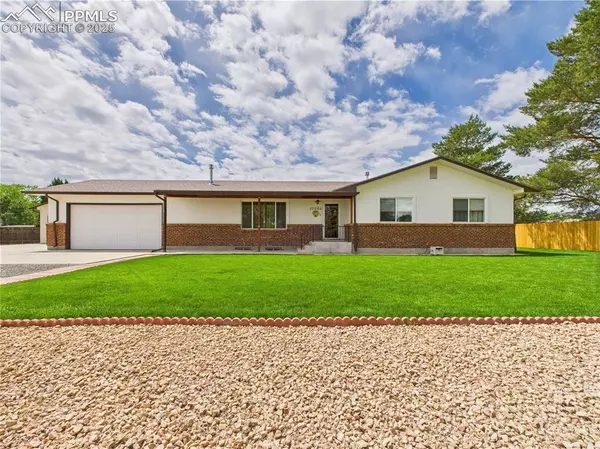 32006 Ford RD, Pueblo, CO 81006