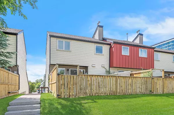 Calgary, AB T3A 2H4,4740 Dalton DR NW #19