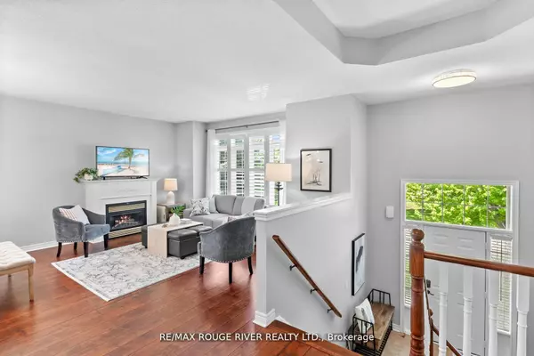 Whitby, ON L1R 2M9,11 Maple Edge LN