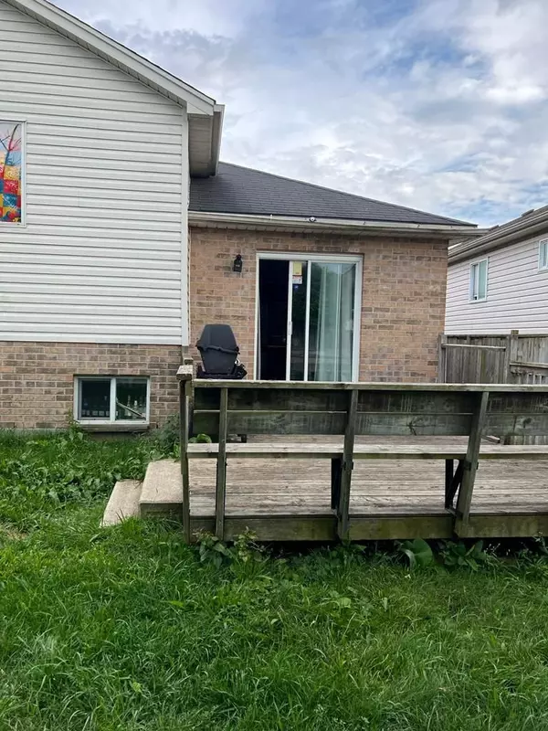 London East, ON N5V 4Z1,185 Thurman CIR