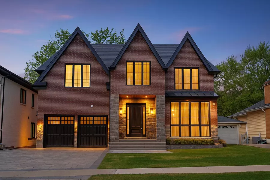 152 Wells ST, Aurora, ON L4G 1T7