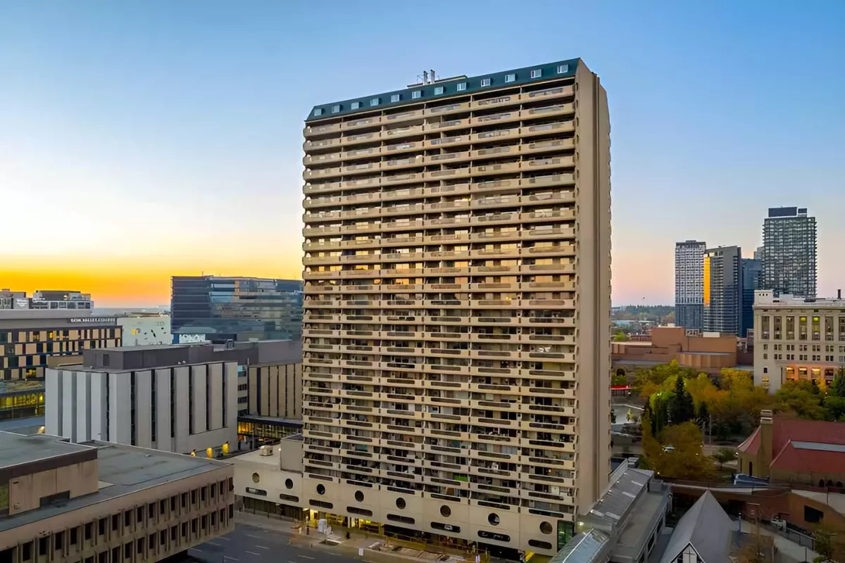 Calgary, AB T2G 4Z9,221 6 AVE SE #710