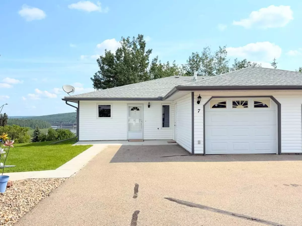 Athabasca, AB T9S 1T5,#7 5110 48 AVE