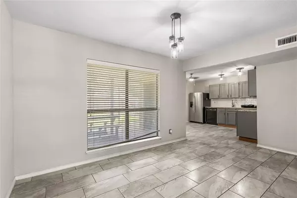 Mesquite, TX 75150,724 Via Barcelona