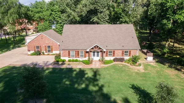 Scroggins, TX 75480,411 Sterling Shores Drive