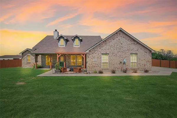 1000 Macadamia Street, Venus, TX 76084
