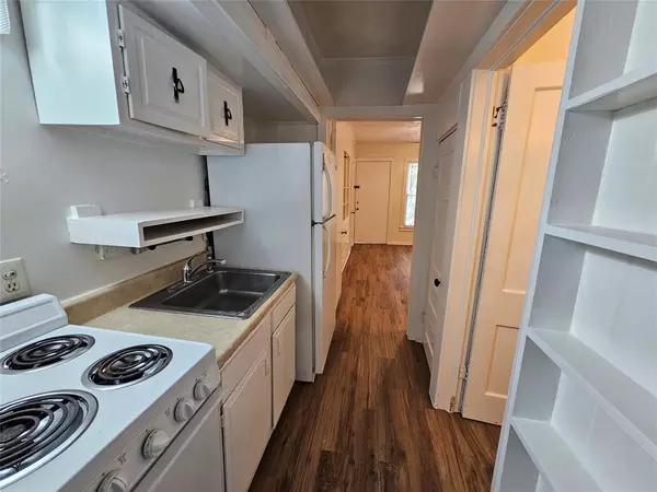 Denton, TX 76201,717 Fulton Street #717