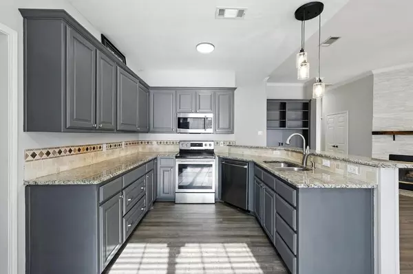 Justin, TX 76247,106 N Blue Bonnet Circle