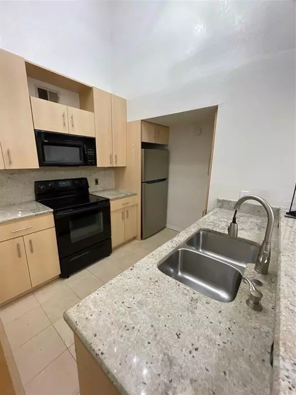 Dallas, TX 75240,13215 Emily Road #2203