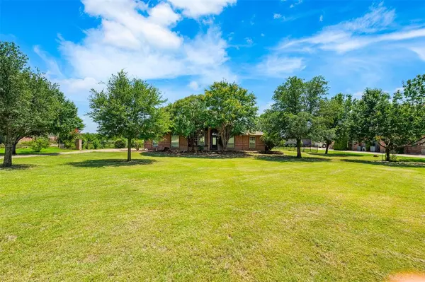 Keller, TX 76248,132 Frank Lane
