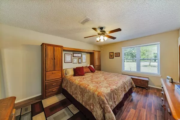 Bowie, TX 76230,1801 Country Club Road