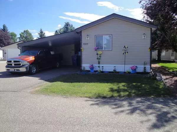 3307 31st ST South, Lethbridge, AB T1K 7K3