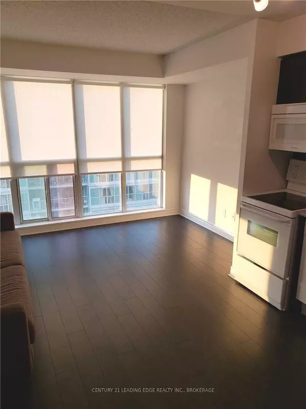Toronto E09, ON M1P 0A9,50 Town Centre CT #3205