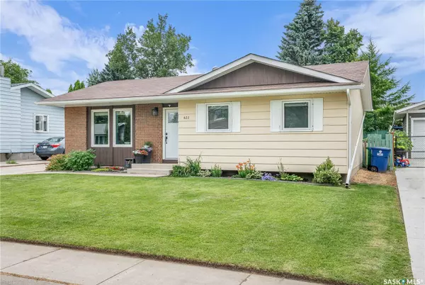 622 Highlands CRESCENT, Saskatoon, SK S7H 4Y4