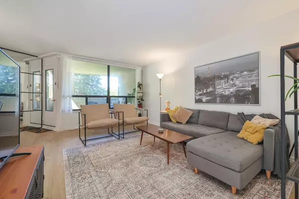 Toronto W08, ON M9C 4X7,288 Mill RD #A40