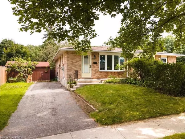 231 A Cedarbrae AVE, Waterloo, ON N2L 4S6