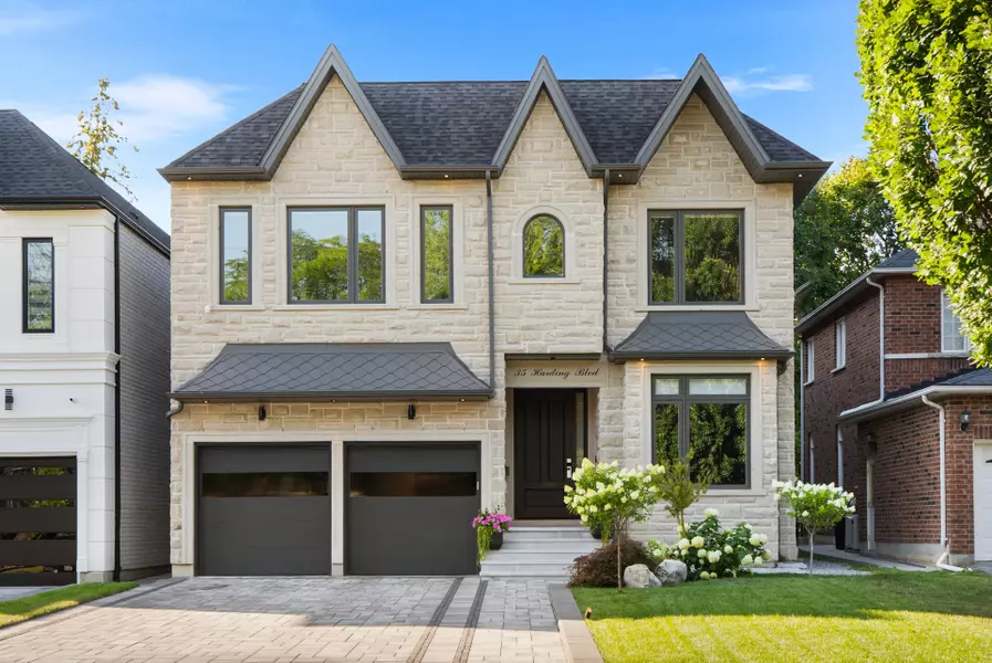 35 HARDING BLVD, Richmond Hill, ON L4C 1S7