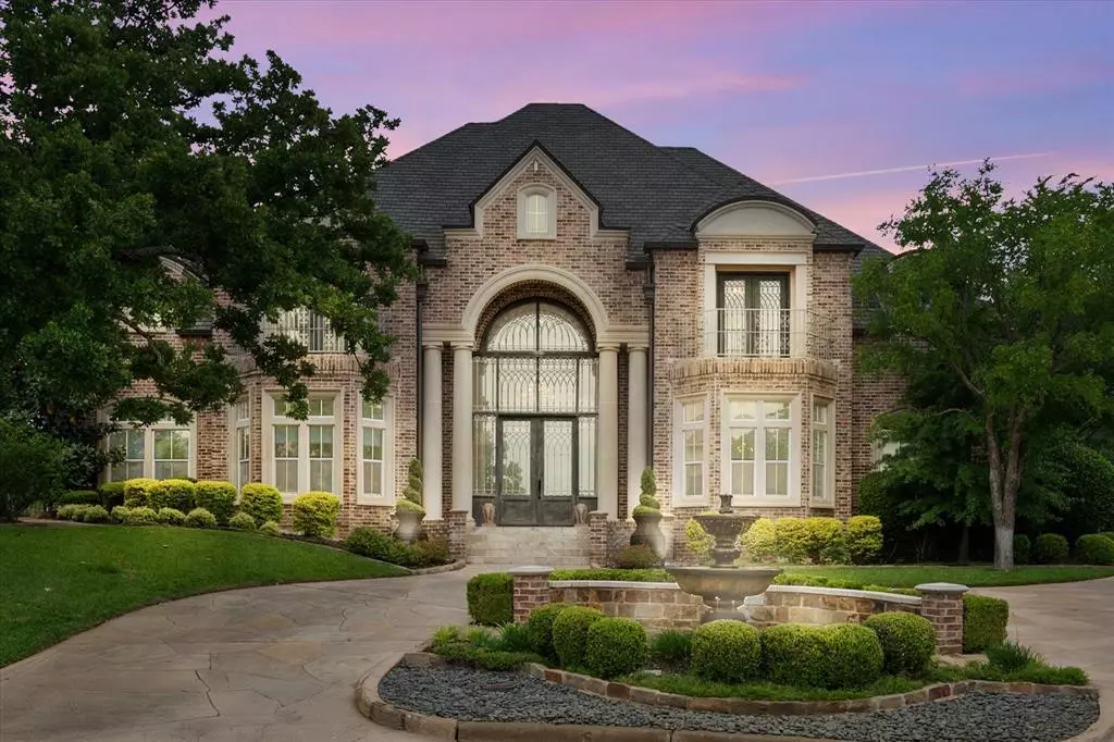Arlington, TX 76017,5106 Oak Lane