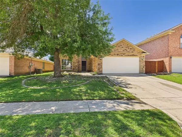 Saginaw, TX 76131,1117 Victoria Drive