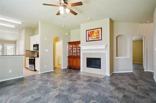 Denton, TX 76207,1413 Eufemia Drive
